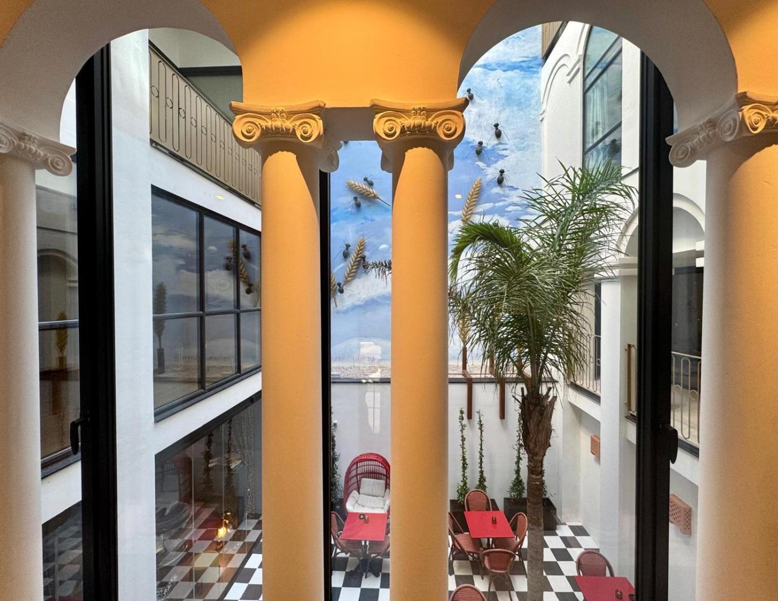 Hotel Divino & Apartments Figueres  Exterior foto